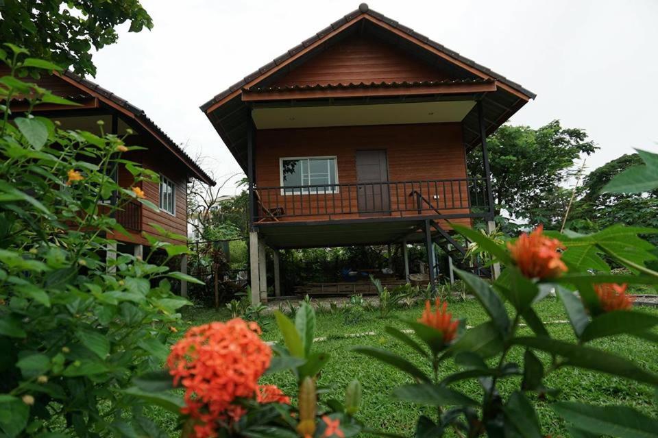 Pasanchai Bungalow Vang Vieng Εξωτερικό φωτογραφία